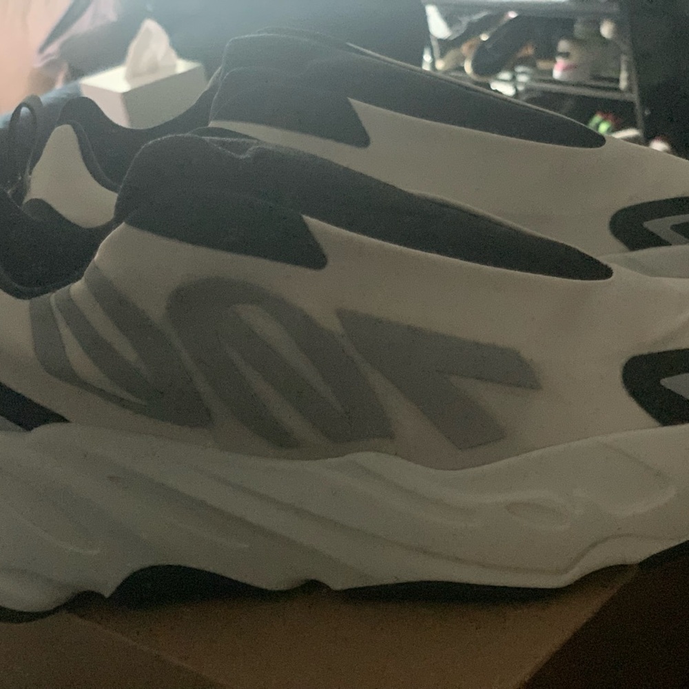 Brand New Authentic Yeezys ..can fit kid size 5 and women size 7